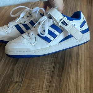 adidas original fourm low classic shoes